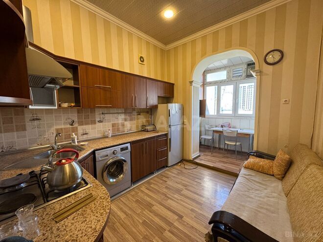 Сдаётся 2-комн. вторичка 65 м², м. Элмляр Академиясы, photo 4 from 11