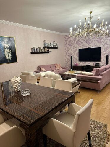 Satılır 4 otaqlı yeni tikili 190 m², 28 May m., photo 3 from 16