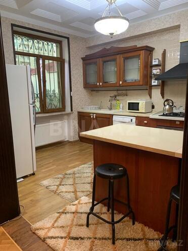 İcarəyə verilir 5 otaqlı həyət evi/bağ evi 270 m², Badamdar q., photo 17 from 21