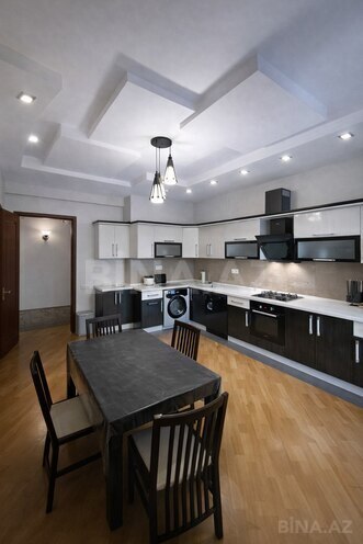 Сдаётся 4-комн. новостройка 204 м², м. Ичеришехер, photo 10 from 30