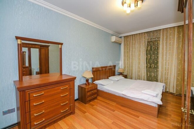 Сдаётся 3-комн. вторичка 80 м², м. Сахил, photo 7 from 11