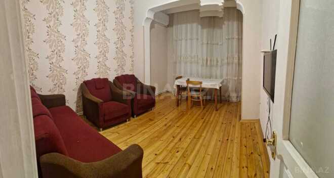 İcarəyə verilir 2 otaqlı köhnə tikili 60 m², Gənclik m., photo 1 from 7