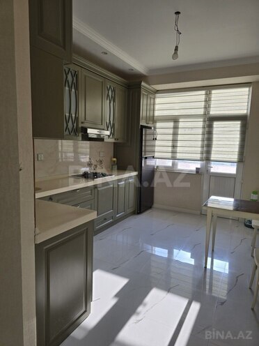 Сдаётся 3-комн. новостройка 100 м², м. Ази Асланов, photo 4 from 17