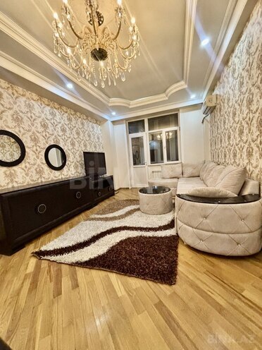 Продаётся 3-комн. новостройка 130 м², м. 8 ноября, photo 1 from 17