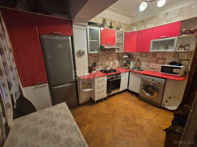 Продаётся 2-комн. вторичка 60 м², м. Ази Асланов, photo 7 from 14