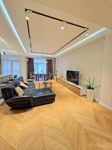 İcarəyə verilir 3 otaqlı yeni tikili 180 m², İçəri Şəhər m., photo 3 from 27