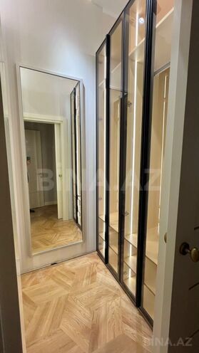 İcarəyə verilir 3 otaqlı yeni tikili 125 m², Sahil m., photo 9 from 17
