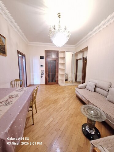 Сдаётся 2-комн. вторичка 70 м², м. Сахил, photo 3 from 8