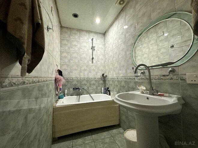 Продаётся 2-комн. вторичка 70 м², м. Низами, photo 11 from 15