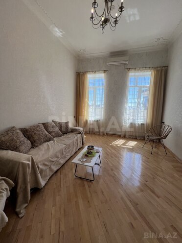 Сдаётся 2-комн. вторичка 60 м², м. Ичеришехер, photo 4 from 15