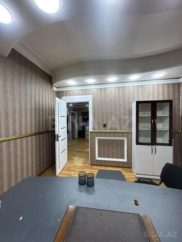Сдаётся 5-комн. офис 90 м², м. Иншаатчылар, photo 13 from 17