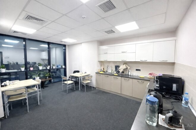 Сдаётся 12-комн. офис 600 м², м. 8 ноября, photo 12 from 14