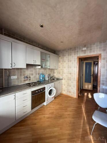 İcarəyə verilir 2 otaqlı köhnə tikili 65 m², 28 May m., photo 5 from 17