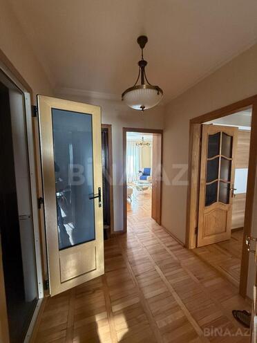 İcarəyə verilir 2 otaqlı köhnə tikili 65 m², 28 May m., photo 9 from 17