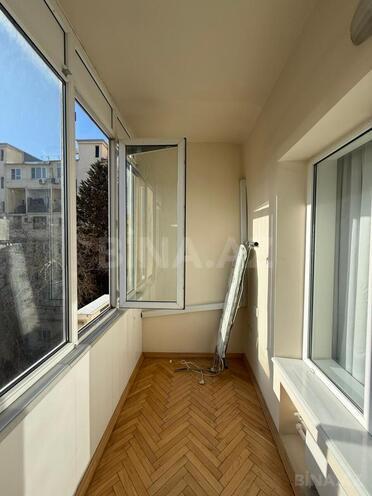 İcarəyə verilir 2 otaqlı köhnə tikili 65 m², 28 May m., photo 13 from 17