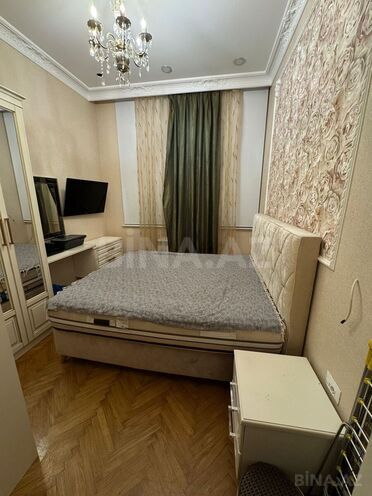 İcarəyə verilir 3 otaqlı köhnə tikili 70 m², Elmlər Akademiyası m., photo 1 from 11