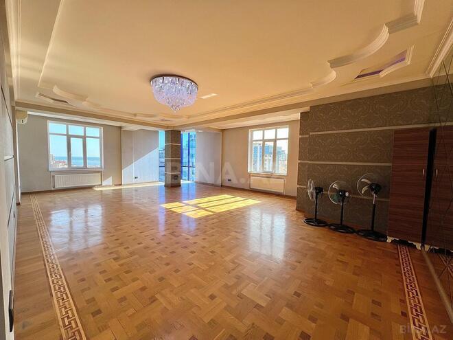 Продаётся 4-комн. новостройка 220 м², м. 28 мая, photo 1 from 19