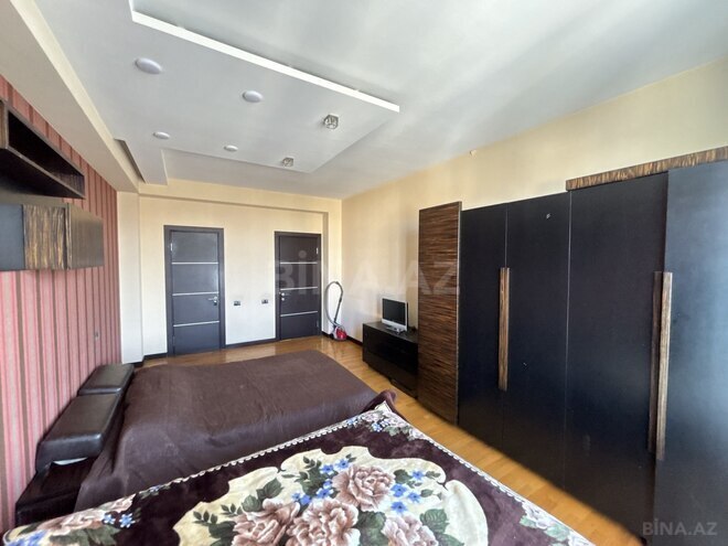 Сдаётся 3-комн. новостройка 170 м², м. Низами, photo 17 from 21