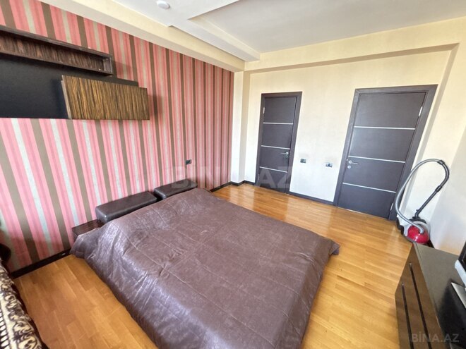 Сдаётся 3-комн. новостройка 170 м², м. Низами, photo 18 from 21