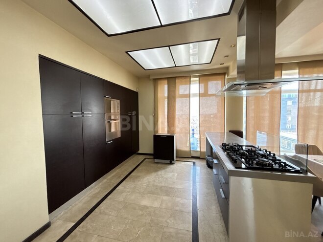 Сдаётся 3-комн. новостройка 170 м², м. Низами, photo 7 from 21