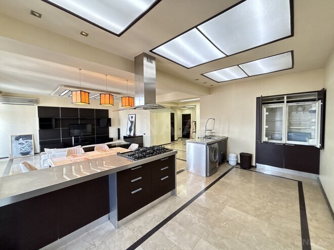 Сдаётся 3-комн. новостройка 170 м², м. Низами, photo 6 from 21