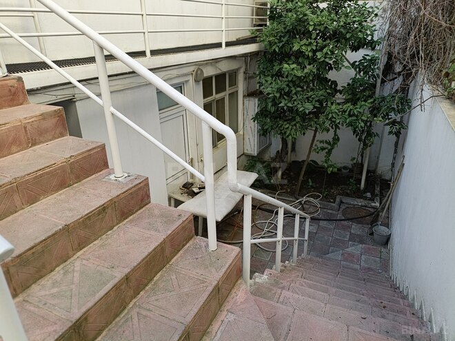 Сдаётся 3-комн. офис 130 м², м. Ичеришехер, photo 3 from 12