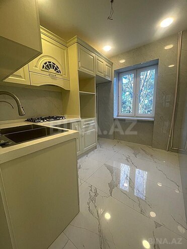 Продаётся 3-комн. вторичка 75 м², м. Элмляр Академиясы, photo 12 from 18