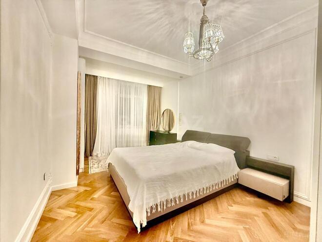 Продаётся 3-комн. новостройка 150 м², м. Кара Караев, photo 12 from 32