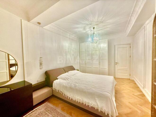 Продаётся 3-комн. новостройка 150 м², м. Кара Караев, photo 14 from 32