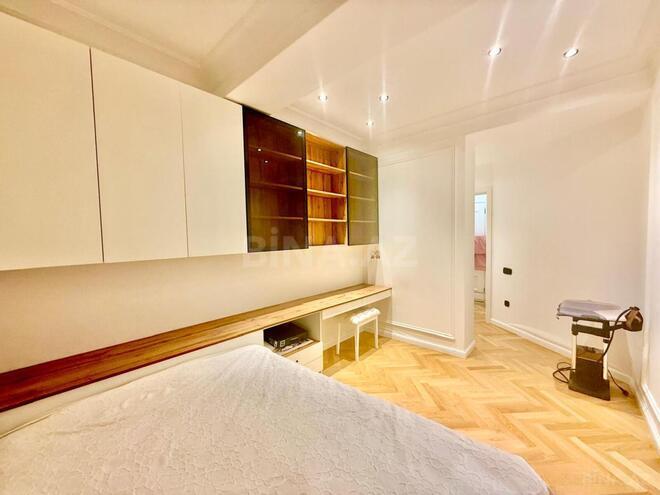 Продаётся 3-комн. новостройка 150 м², м. Кара Караев, photo 10 from 32