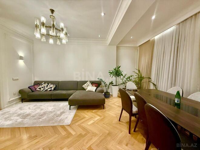 Продаётся 3-комн. новостройка 150 м², м. Кара Караев, photo 5 from 32