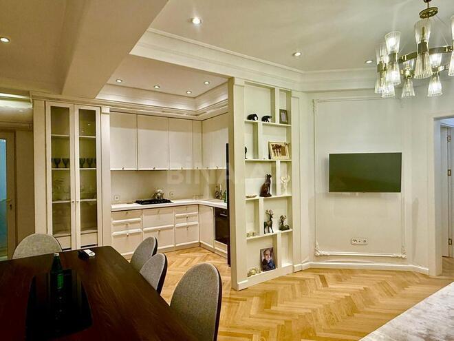 Продаётся 3-комн. новостройка 150 м², м. Кара Караев, photo 29 from 32