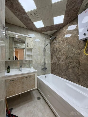 Satılır 2 otaqlı köhnə tikili 65 m², Xalqlar Dostluğu m., photo 18 from 19