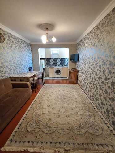 Satılır 2 otaqlı köhnə tikili 41 m², photo 1 from 8