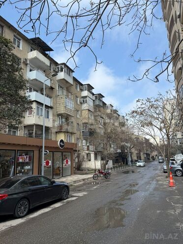 Продаётся 3-комн. вторичка 65 м², м. Иншаатчылар, photo 3 from 20