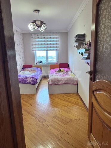 Продаётся 3-комн. вторичка 60 м², пос. Бадамдар, photo 10 from 14