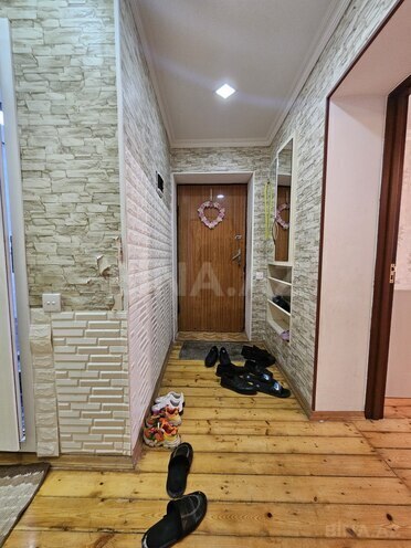 Satılır 3 otaqlı köhnə tikili 90 m², İnşaatçılar m., photo 13 from 14