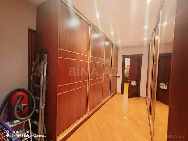 Продаётся 4-комн. новостройка 240 м², м. Низами, photo 23 from 31