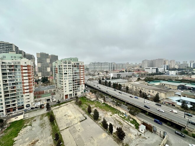 Сдаётся 2-комн. новостройка 55 м², м. 8 ноября, photo 13 from 21