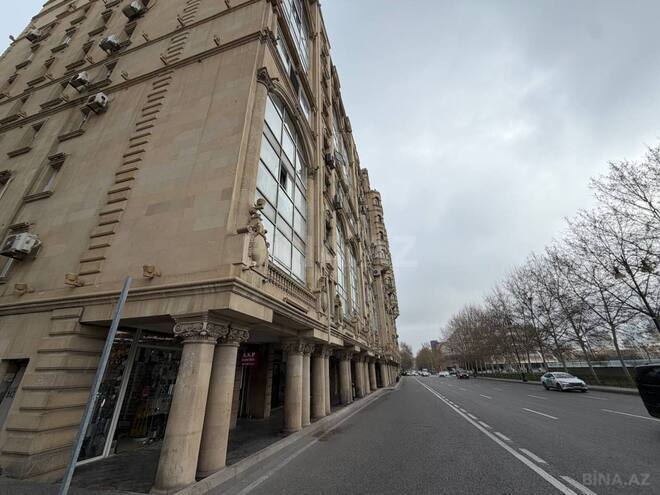 Satılır 3 otaqlı köhnə tikili 120 m², Nizami m., photo 17 from 19