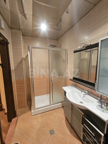 Сдаётся 3-комн. новостройка 180 м², м. Нариман Нариманов, photo 13 from 18