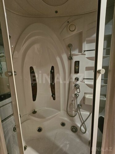 Сдаётся 3-комн. новостройка 180 м², м. Нариман Нариманов, photo 17 from 18