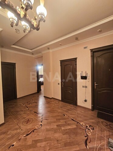 Сдаётся 3-комн. новостройка 180 м², м. Нариман Нариманов, photo 5 from 18