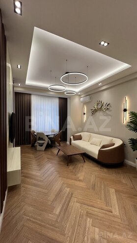 Продаётся 2-комн. новостройка 68 м², м. Элмляр Академиясы, photo 1 from 12