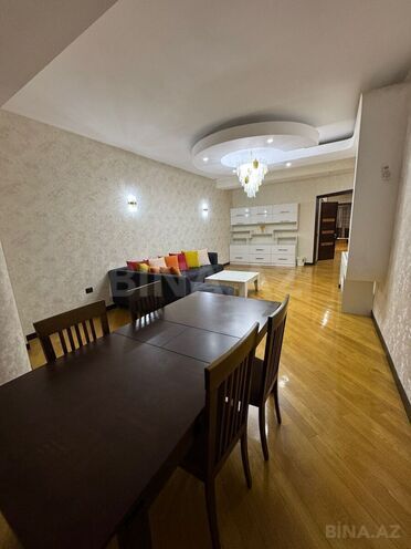 Сдаётся 3-комн. новостройка 170 м², м. Низами, photo 5 from 15