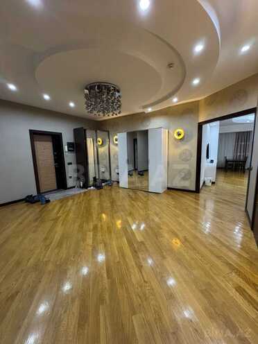Сдаётся 3-комн. новостройка 170 м², м. Низами, photo 11 from 15