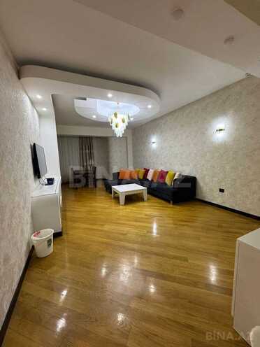 Сдаётся 3-комн. новостройка 170 м², м. Низами, photo 3 from 15