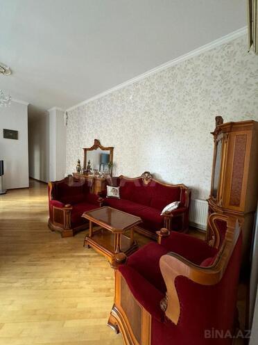 Сдаётся 4-комн. вторичка 200 м², м. Ичеришехер, photo 9 from 25