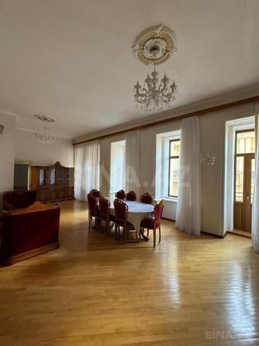 Сдаётся 4-комн. вторичка 200 м², м. Ичеришехер, photo 10 from 25