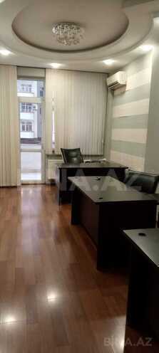 Сдаётся 3-комн. офис 180 м², м. Нариман Нариманов, photo 12 from 16